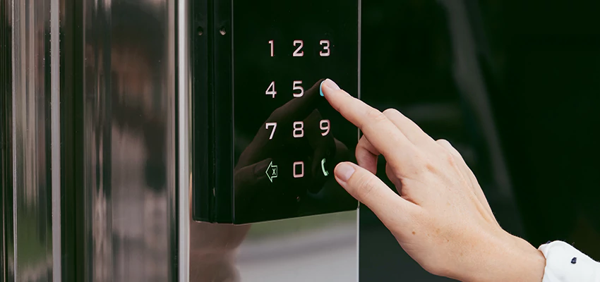 Business Locksmith Solutions in Tampa, FL